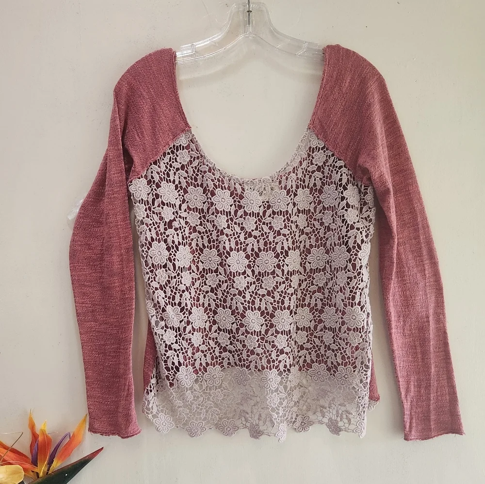 Free People Crochet Daisy Lace Ragland Long Sleeves Scoop Neck Top